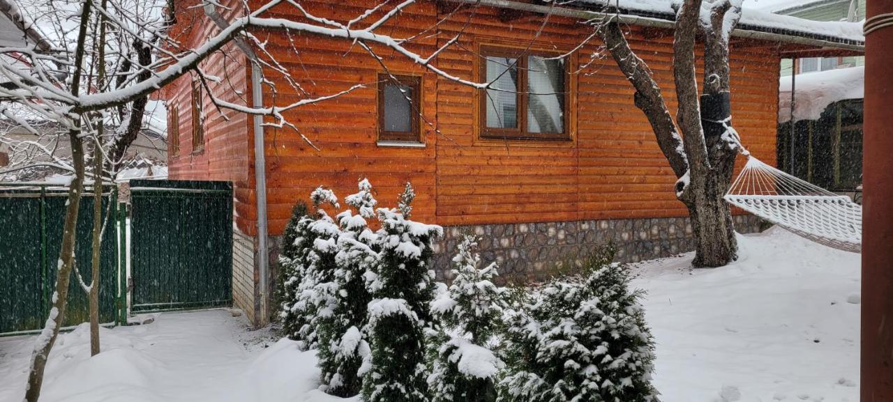 Villa Kotiedzh U Mariny Yaremche Exterior foto