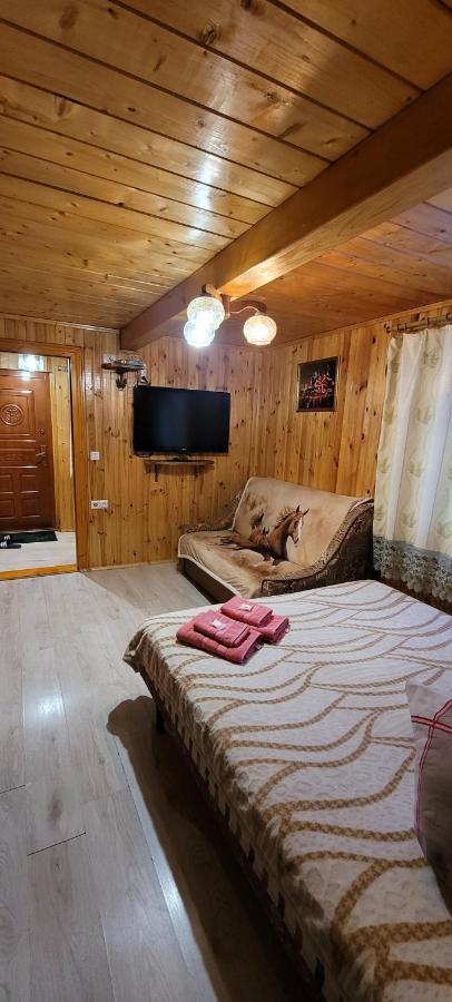 Villa Kotiedzh U Mariny Yaremche Exterior foto