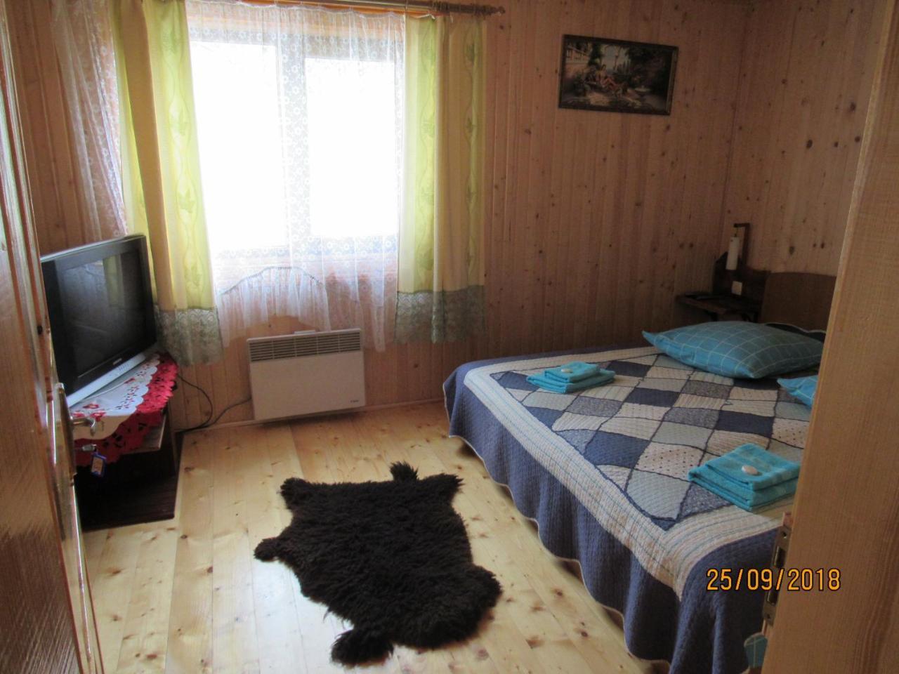 Villa Kotiedzh U Mariny Yaremche Exterior foto